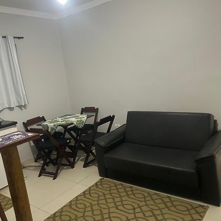 ホテル Residencial Camburya カンブリ エクステリア 写真